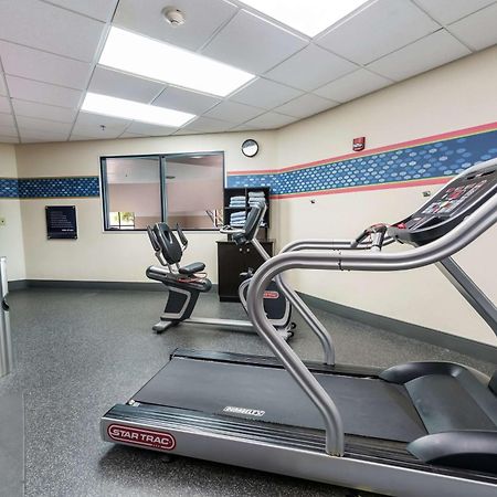 Hampton Inn Columbus I-70E/Hamilton Road Екстериор снимка