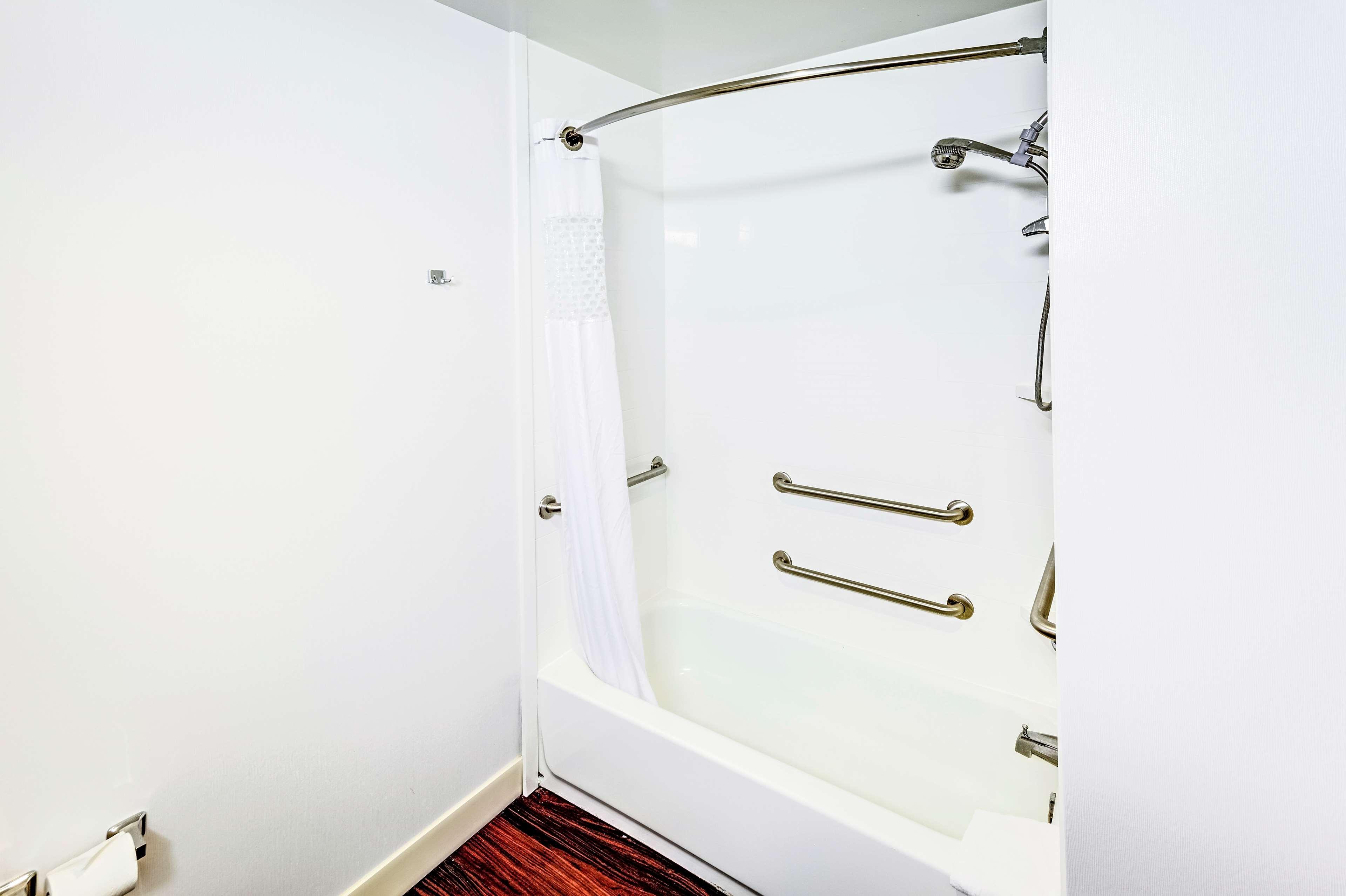 Hampton Inn Columbus I-70E/Hamilton Road Екстериор снимка