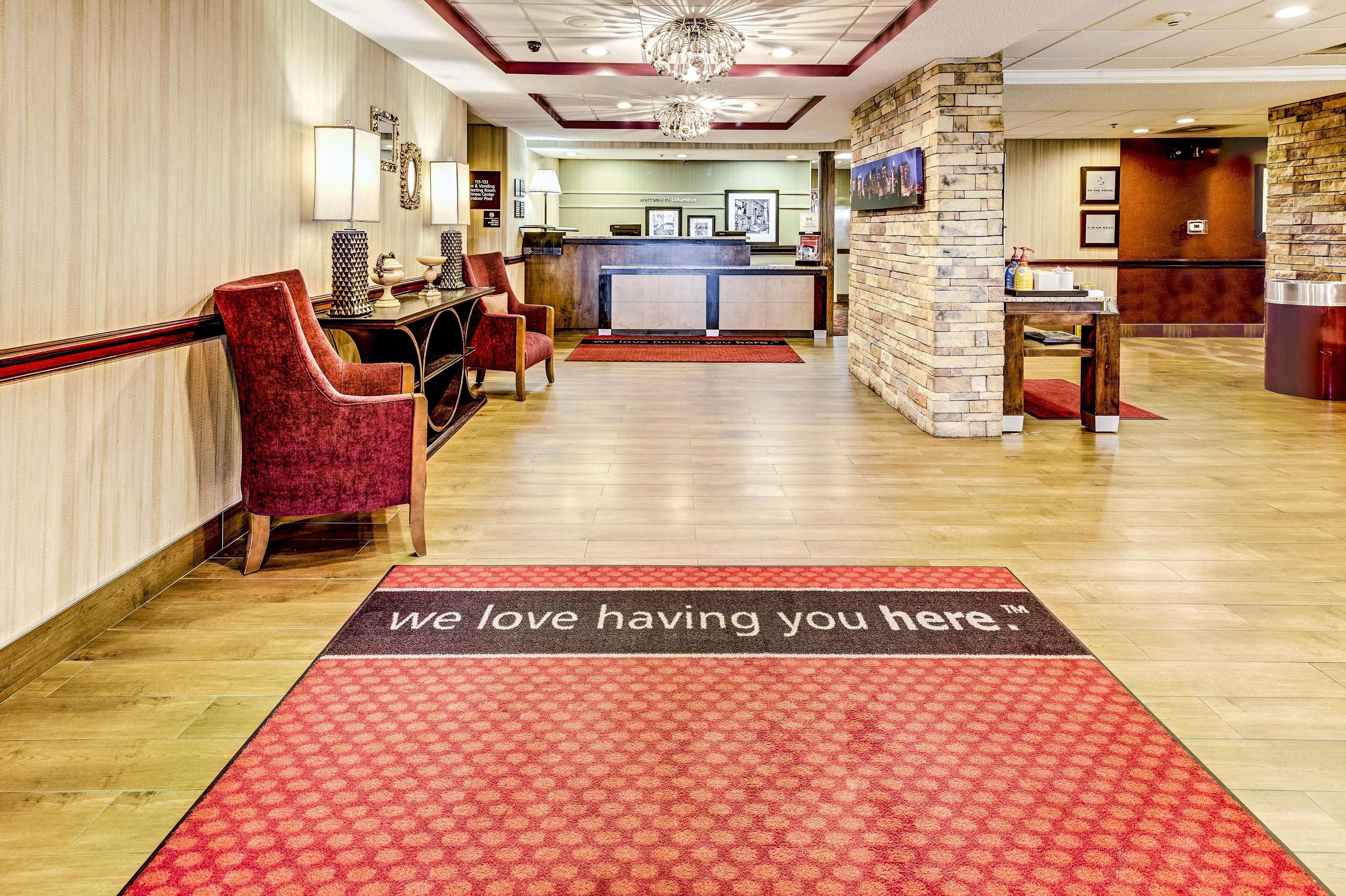 Hampton Inn Columbus I-70E/Hamilton Road Екстериор снимка