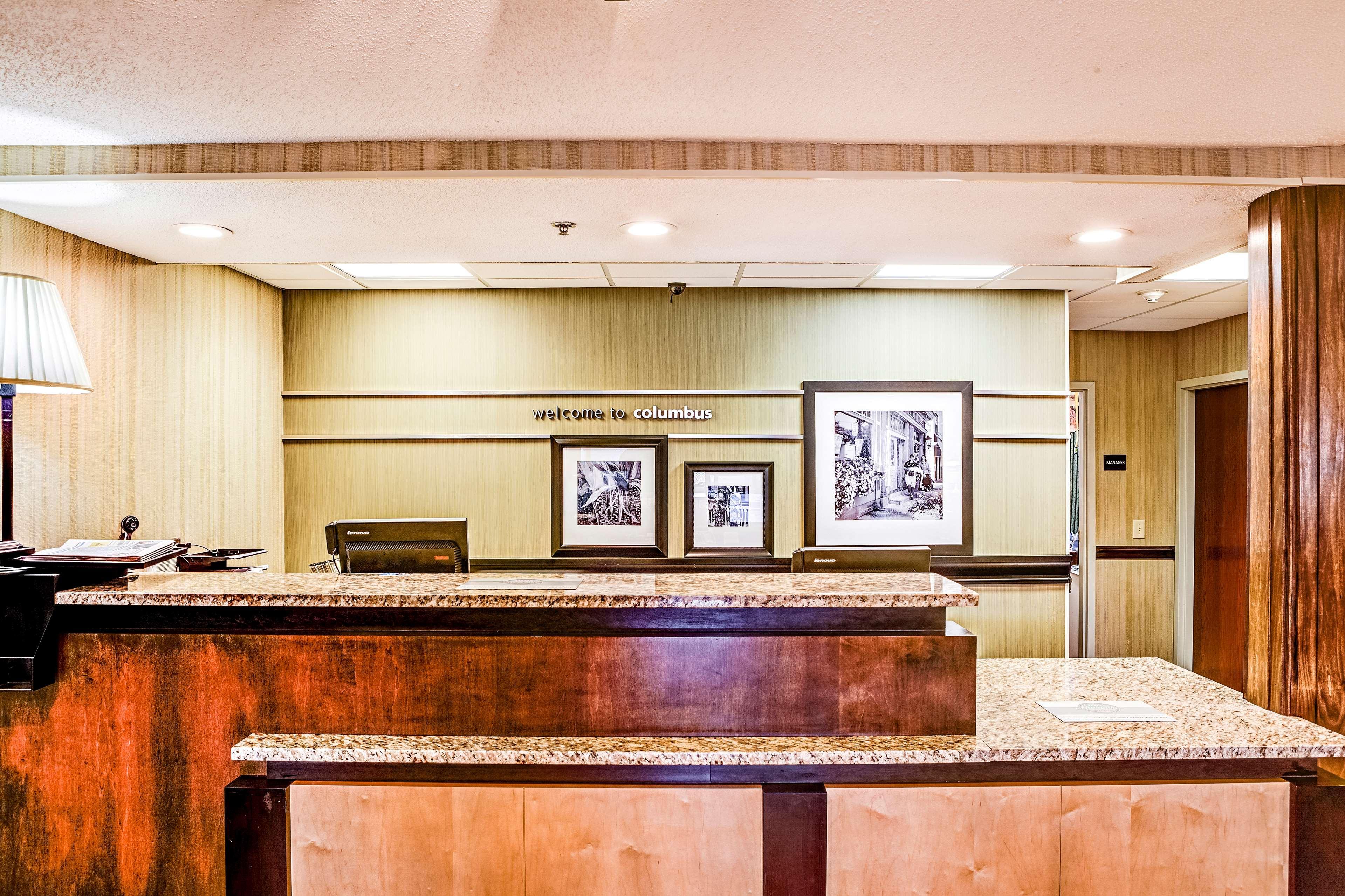 Hampton Inn Columbus I-70E/Hamilton Road Екстериор снимка