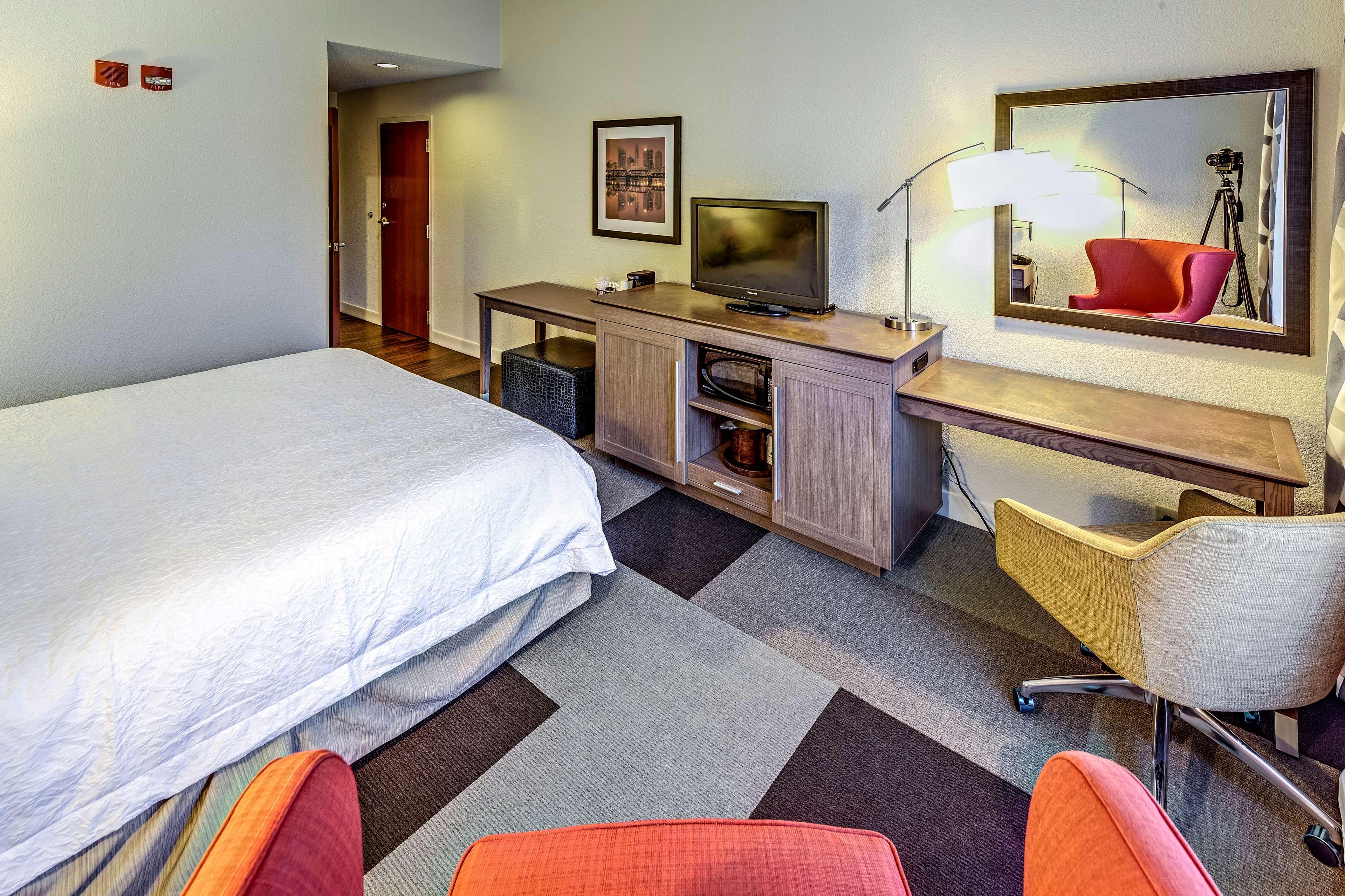 Hampton Inn Columbus I-70E/Hamilton Road Екстериор снимка